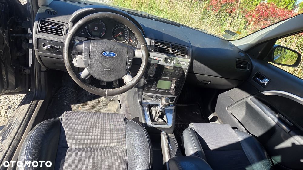 Ford Mondeo - 4
