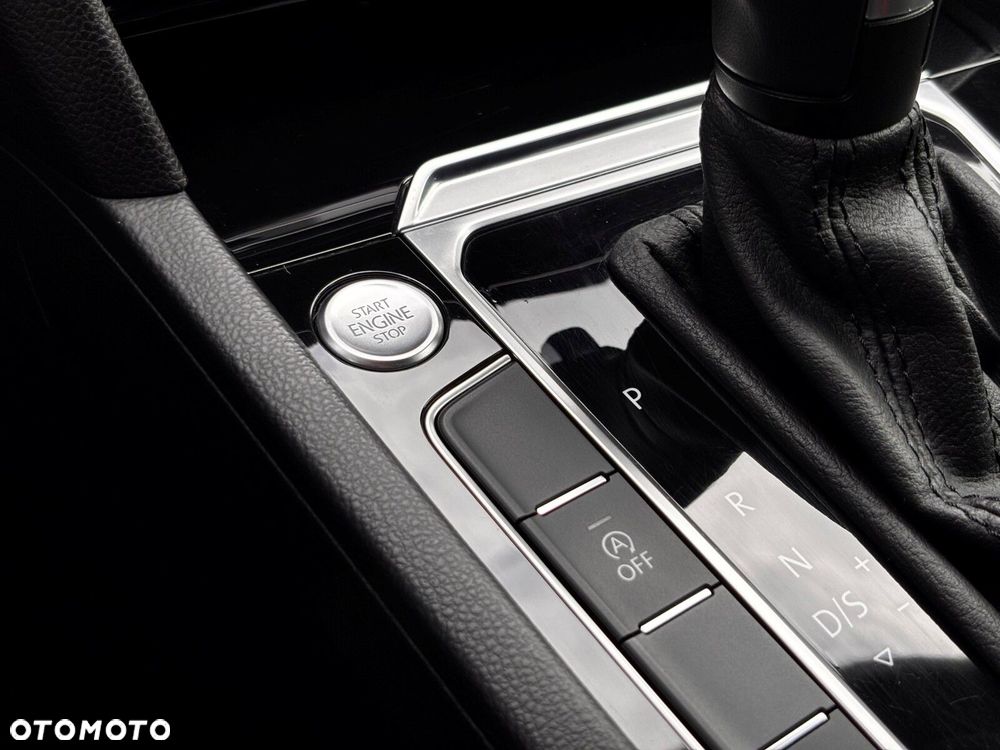 Volkswagen Arteon 2.0 TDI SCR Elegance DSG - 30