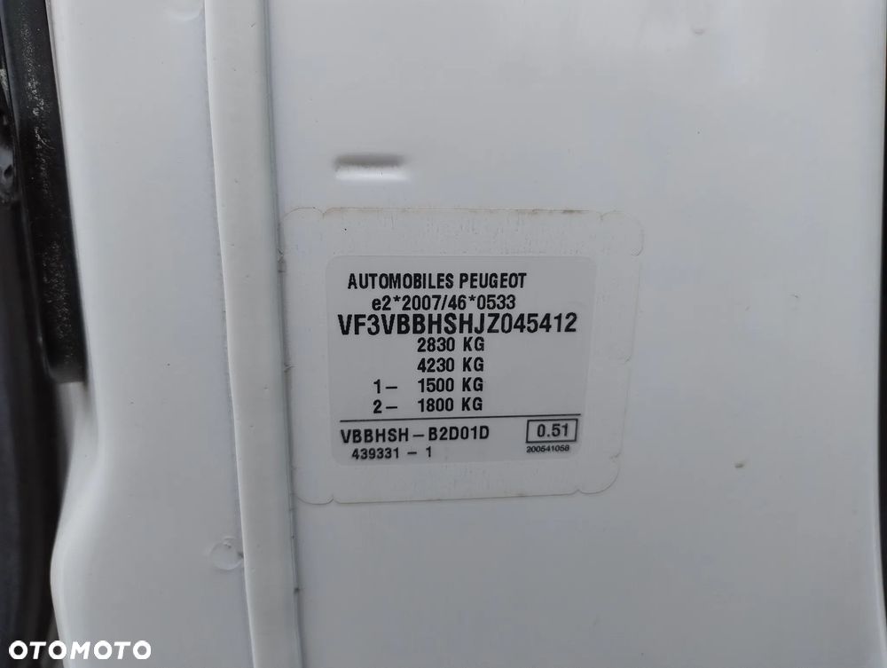 Peugeot EXPERT NOWY MODEL 1.6 HDI (101KM) AUTOMAT (L2H1) (EURO,6) KLIMA WEBASTO FULL OPCJA STAN IDEALNY NIE MA RDZY 100% BEZWYPADKOWY SERWIS A.S.O. DO KOŃCA ! ! ! - 39
