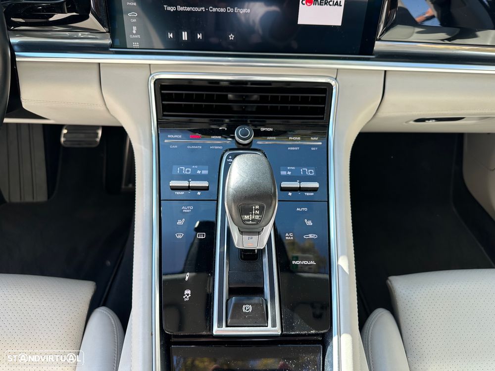 Porsche Panamera S Hybrid - 22