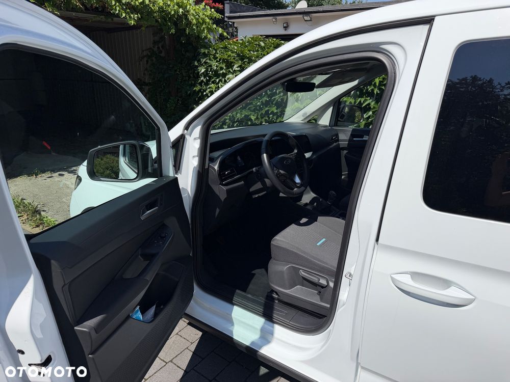 Ford Tourneo Connect 1.5 EcoBoost Active - 6