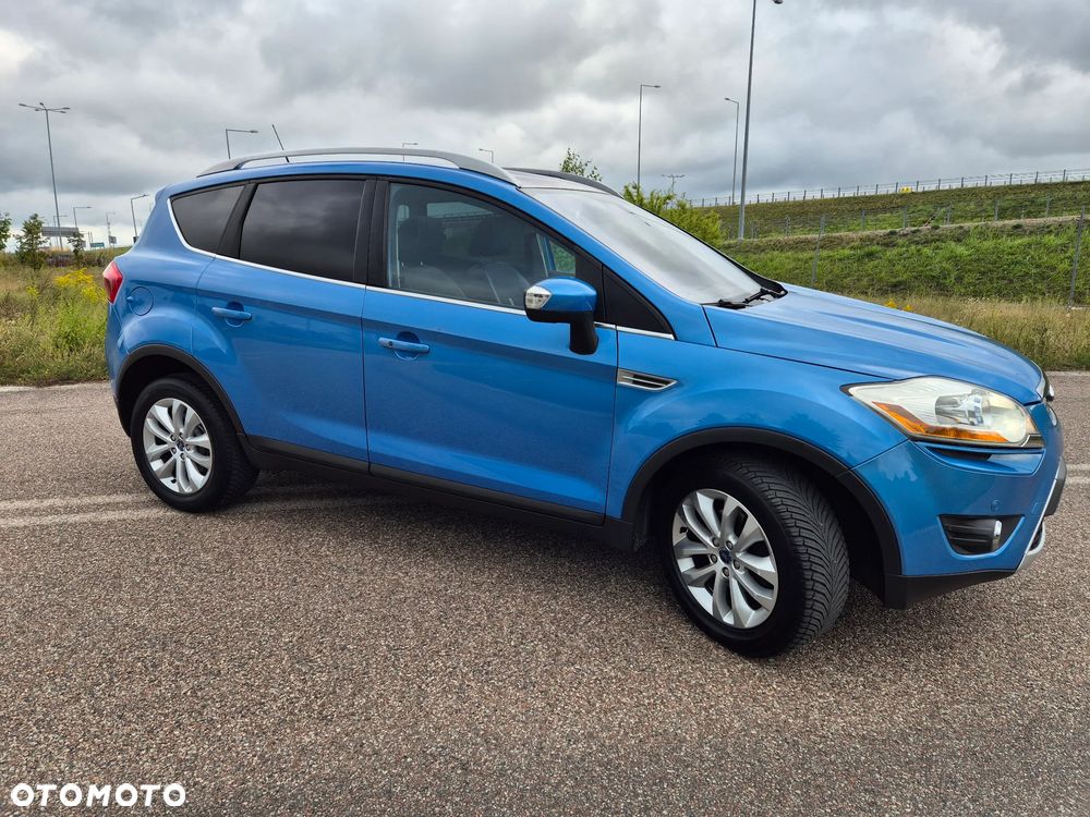 Ford Kuga 2.0 TDCi 2x4 Titanium - 19