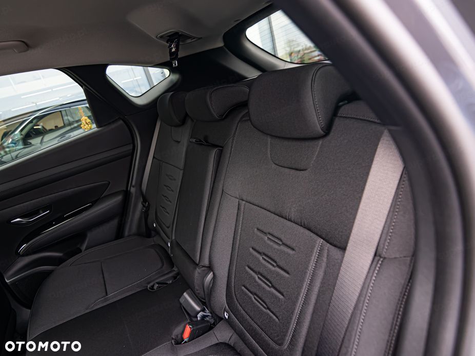 Hyundai Tucson 1.6 T-GDi HEV Smart 2WD - 17