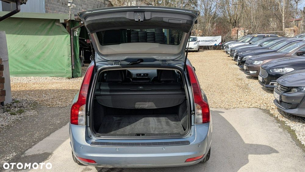 Volvo V50 - 34