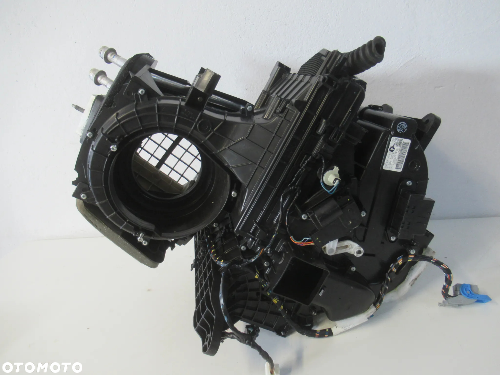 NAGRZEWNICA JEEP CHEROKEE V KL 2.0d 170KM MultiJet 4x4 P68247611AD 68247611AD AA443270-2574  2013-2018 - 8