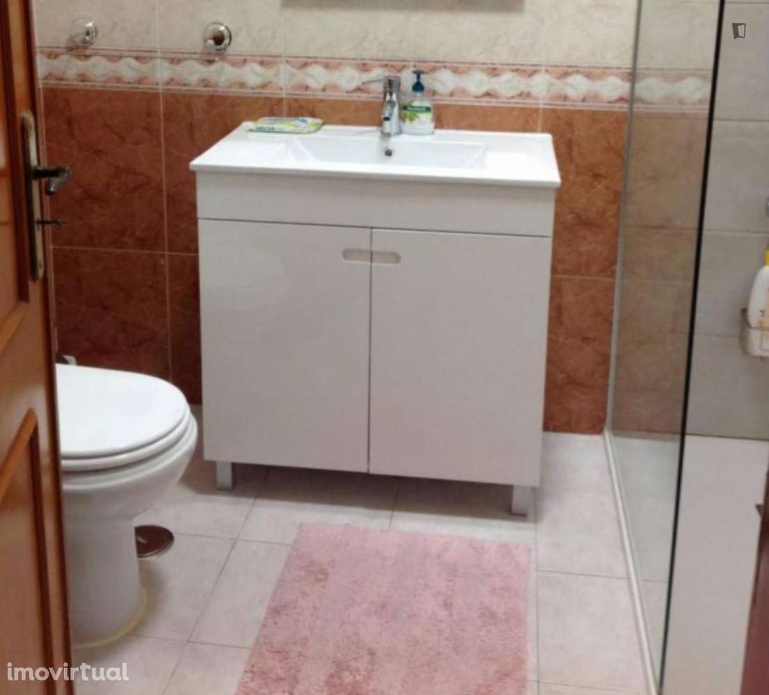 Quarto - localizado em Portimao - Grande imagem: 2/3