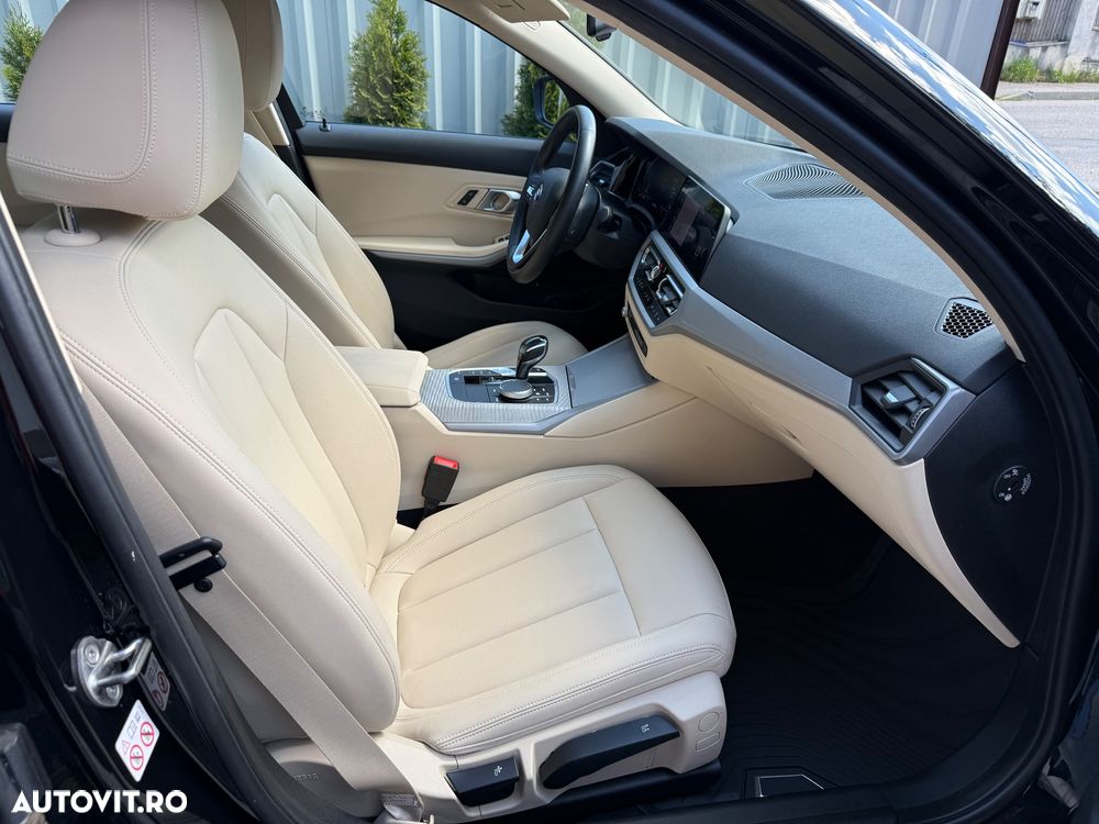 BMW Seria 3 320d xDrive AT MHEV - 13
