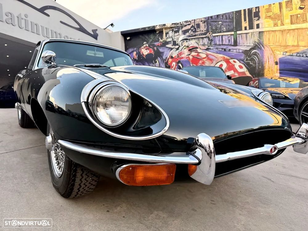Jaguar E-Type - 34