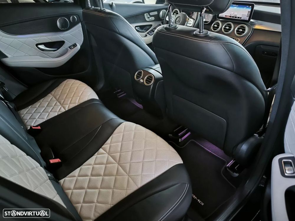 Mercedes-Benz GLC 220 d Coupe 4Matic 9G-TRONIC AMG Line Plus - 26