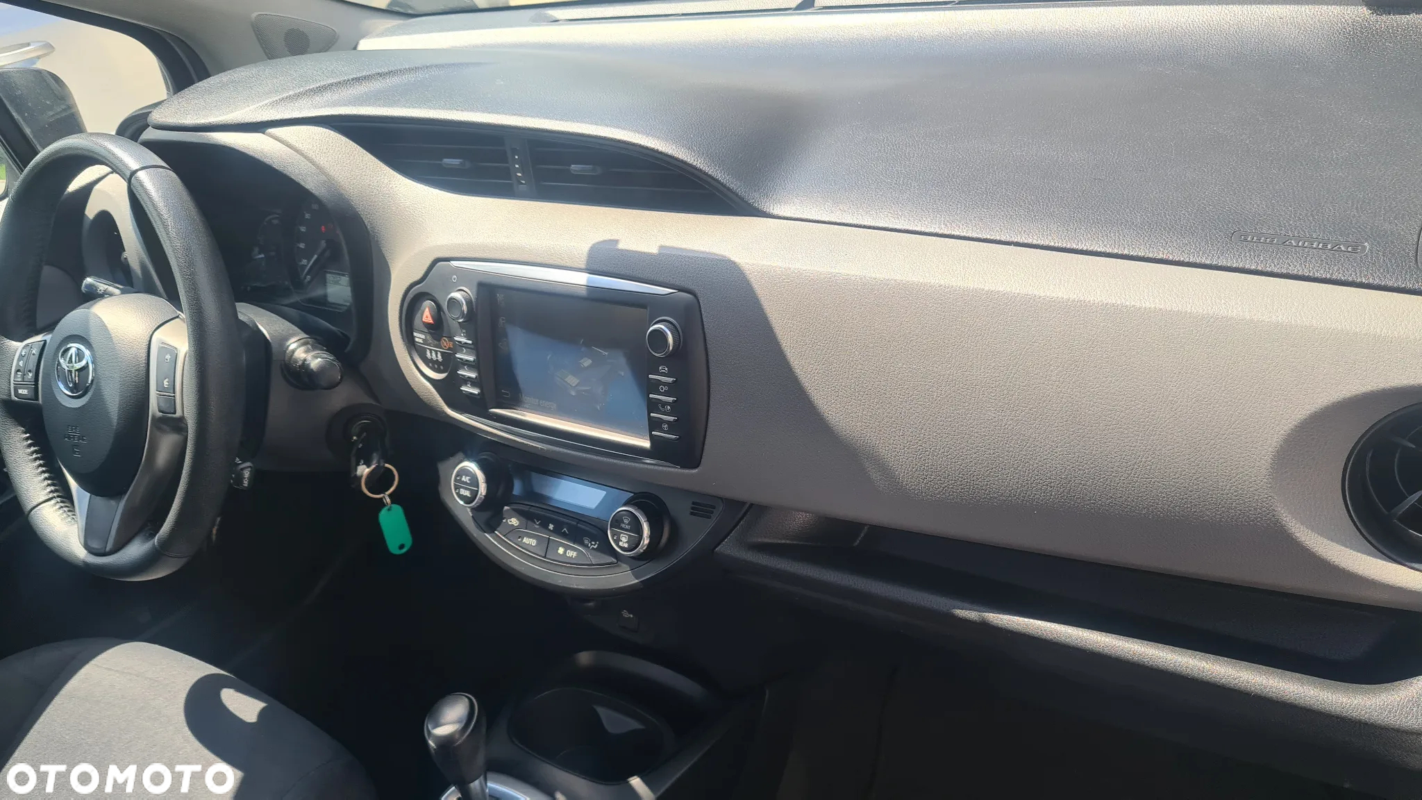 Toyota Yaris - 6