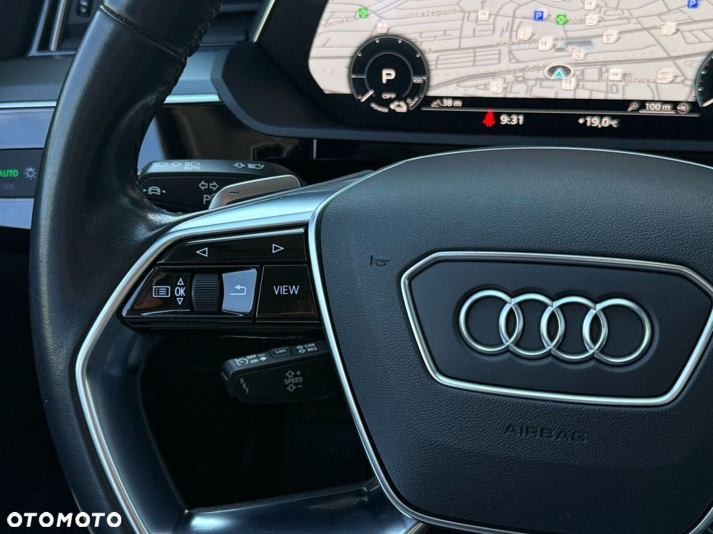 Audi e-tron - 25