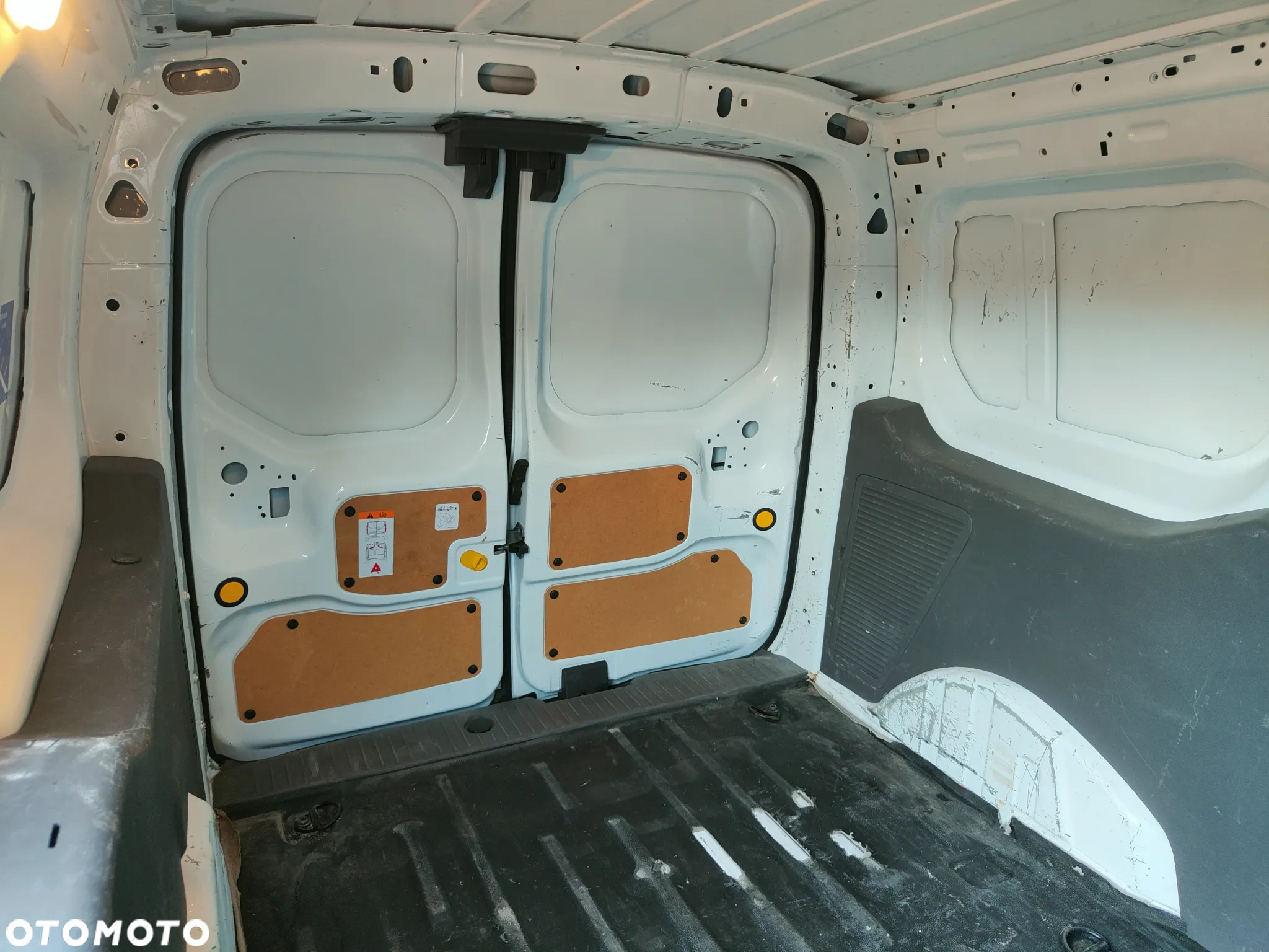 Ford Transit - 33
