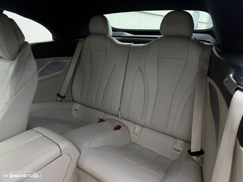 BMW M850i - 22