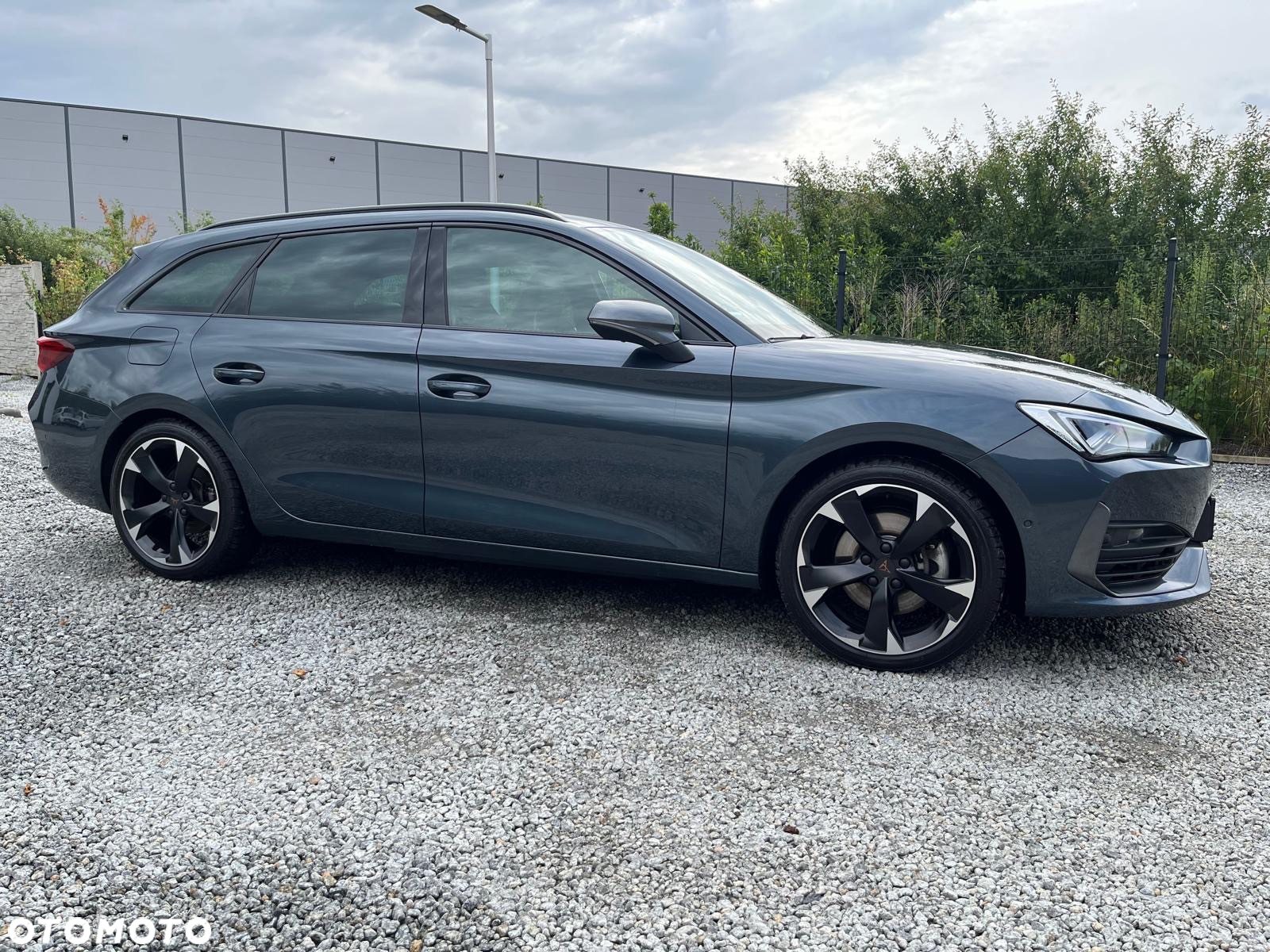 Cupra Leon Sportstourer 1.4 e-Hybrid (180 kW System) VZ - 12