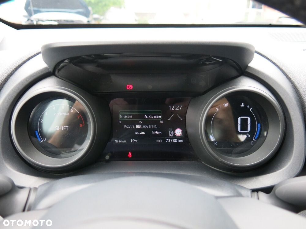 Toyota Yaris - 14