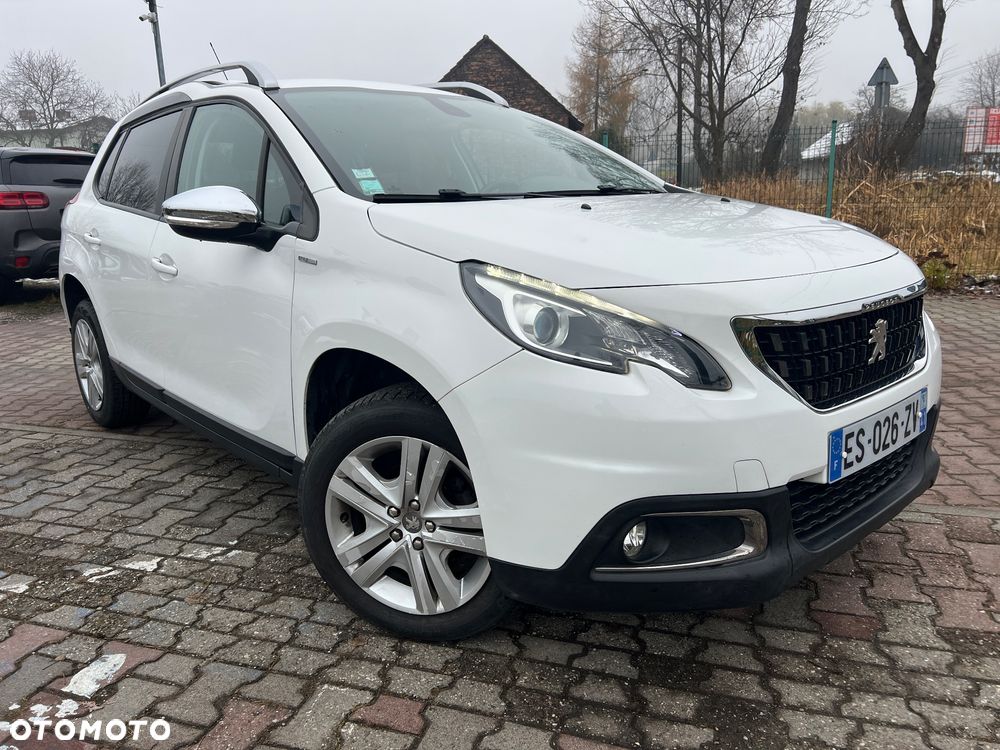 Peugeot 2008 PureTech 82 Style - 17