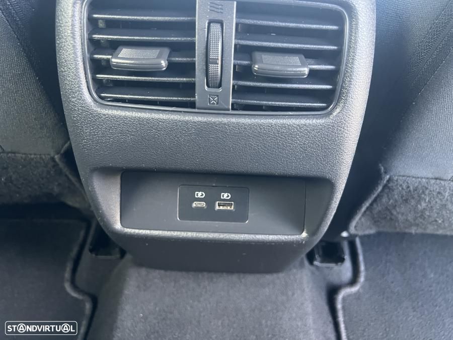 Nissan Qashqai 1.3 DIG-T N-Connecta Xtronic - 21