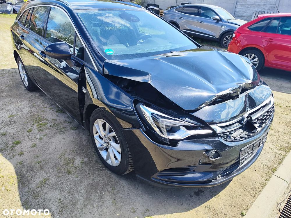 Opel Astra 1.6 BiTurbo D (CDTI) Start/Stop Innovation - 4