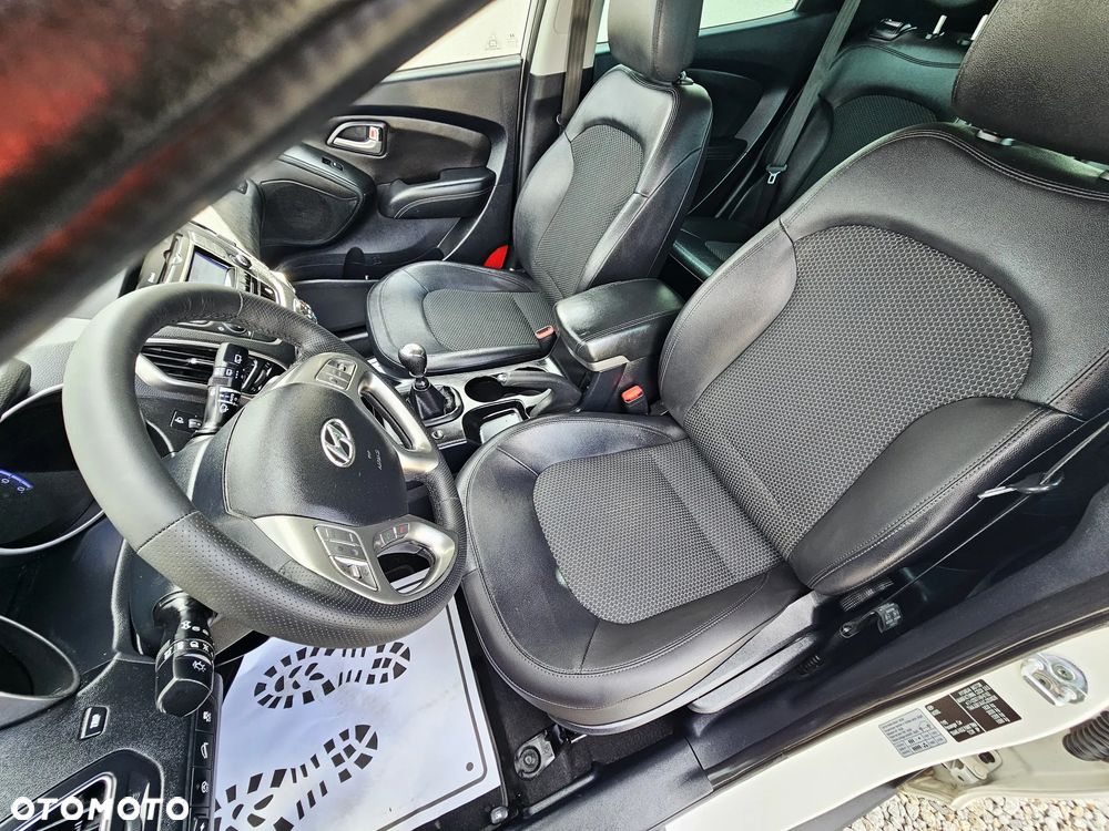 Hyundai ix35 1.6 2WD blue Style - 10