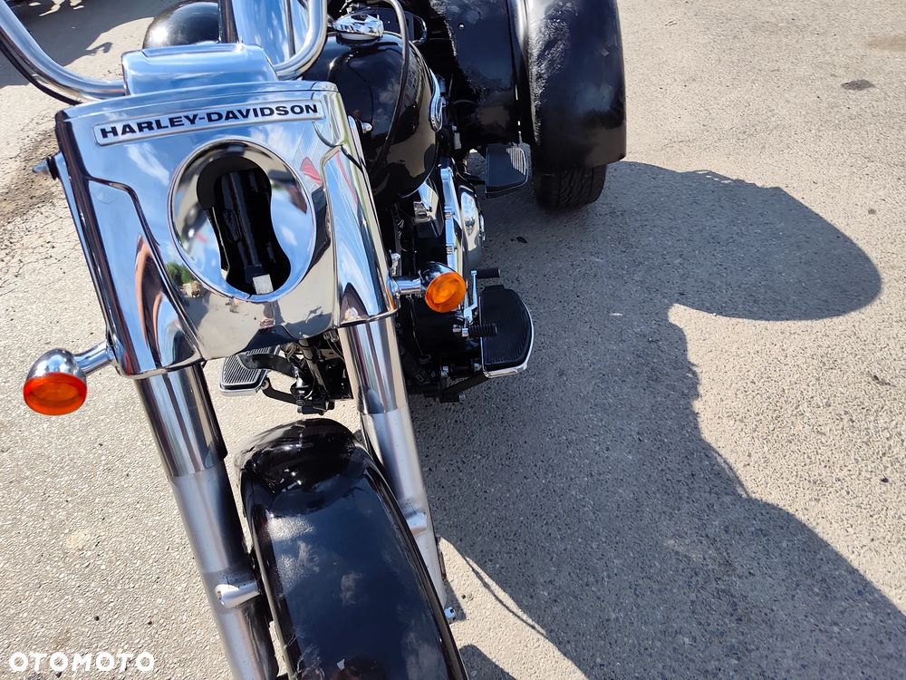 Harley-Davidson FLHTCU Ultra - 14