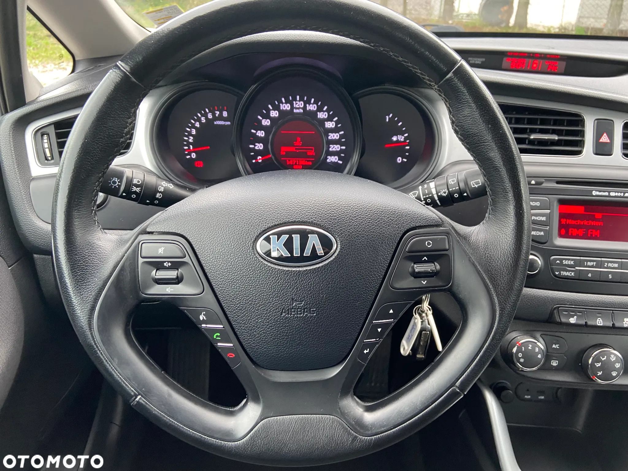 Kia Ceed - 29