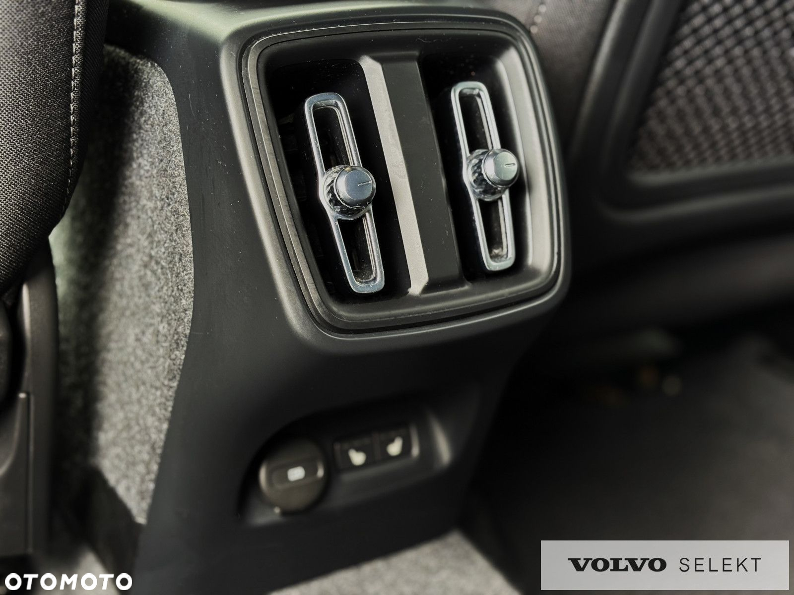 Volvo XC 40 - 19