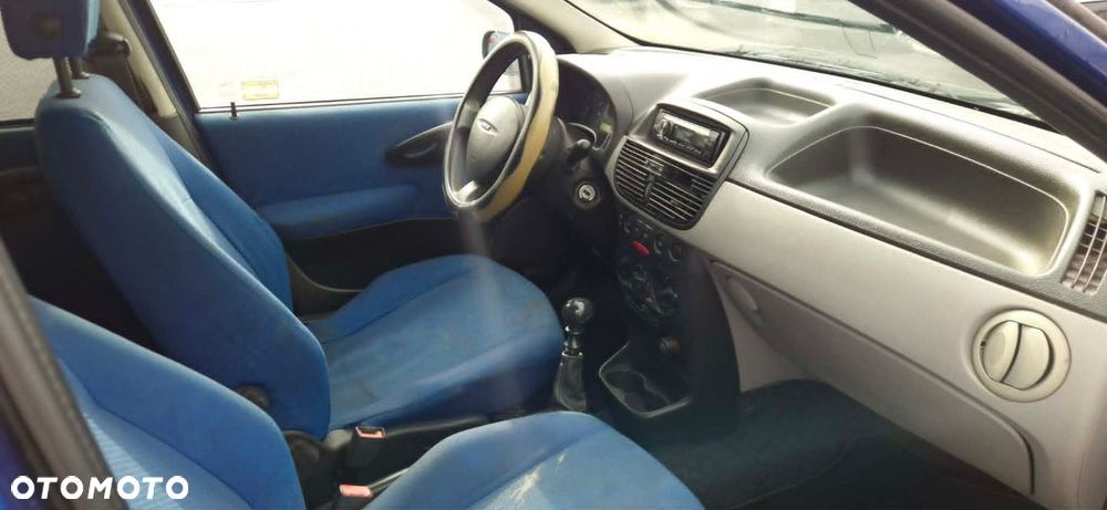 Fiat Punto - 8