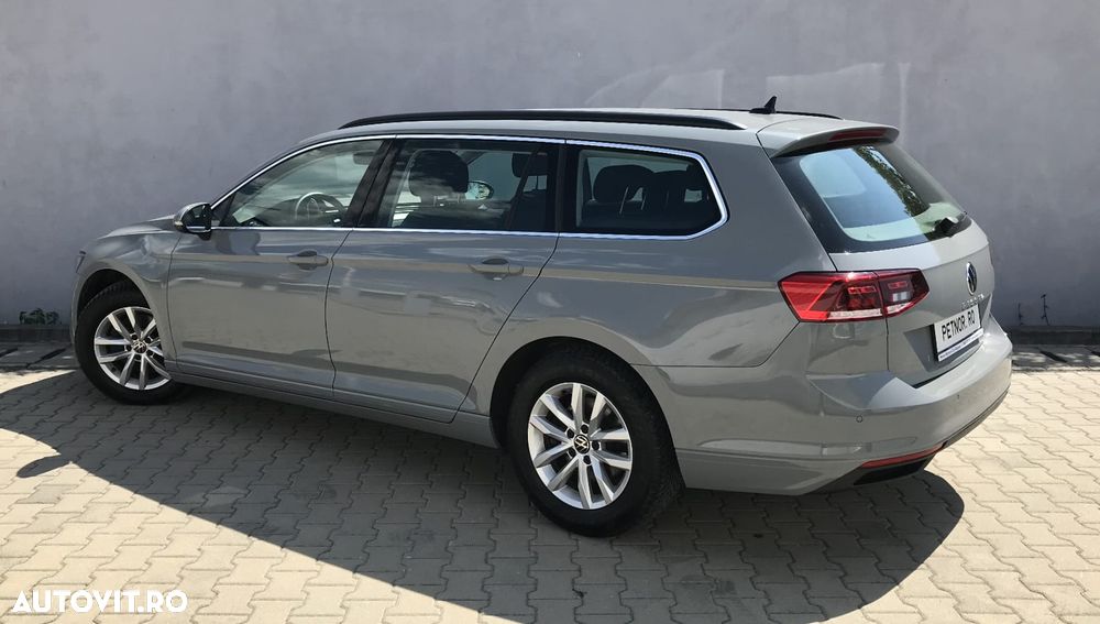 Volkswagen Passat - 5