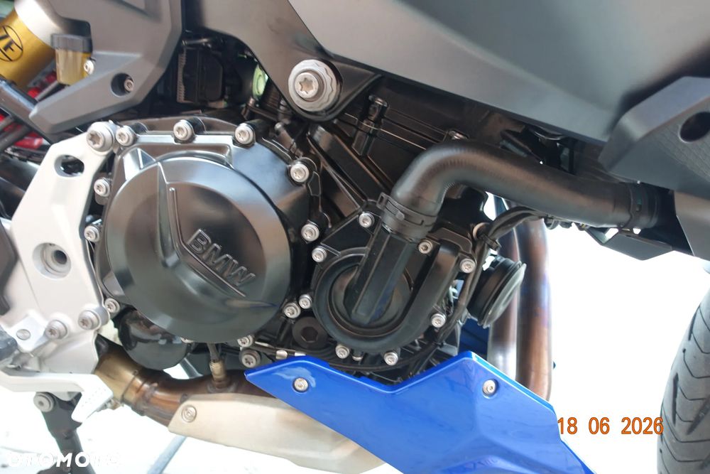 BMW XR - 7