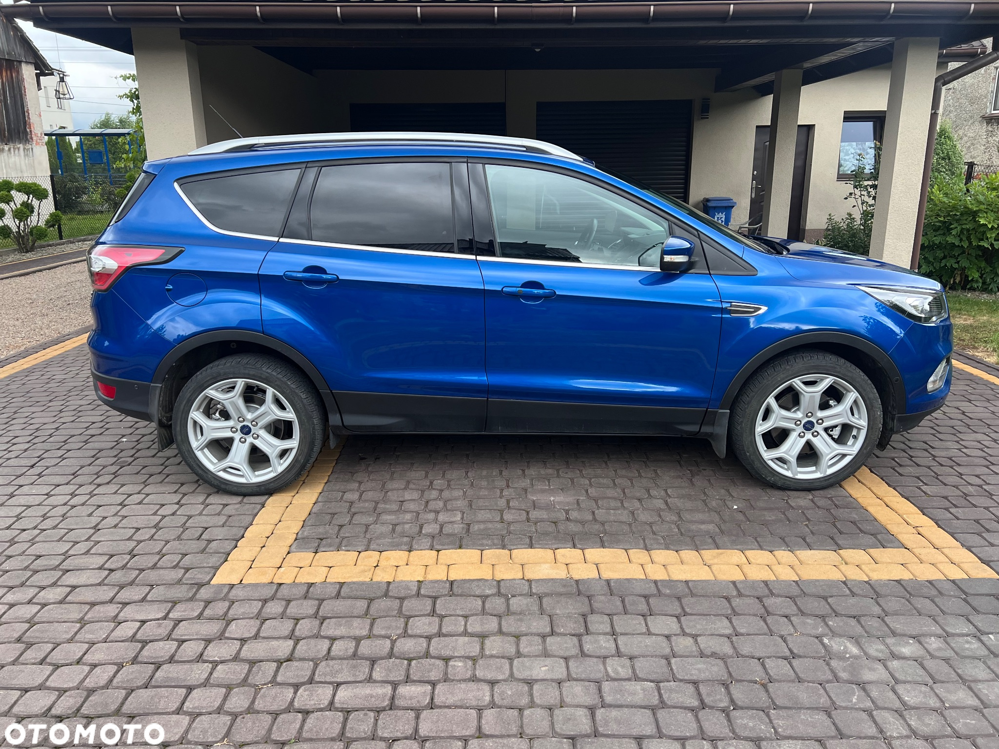 Ford Kuga 1.5 EcoBoost 4WD Titanium - 5