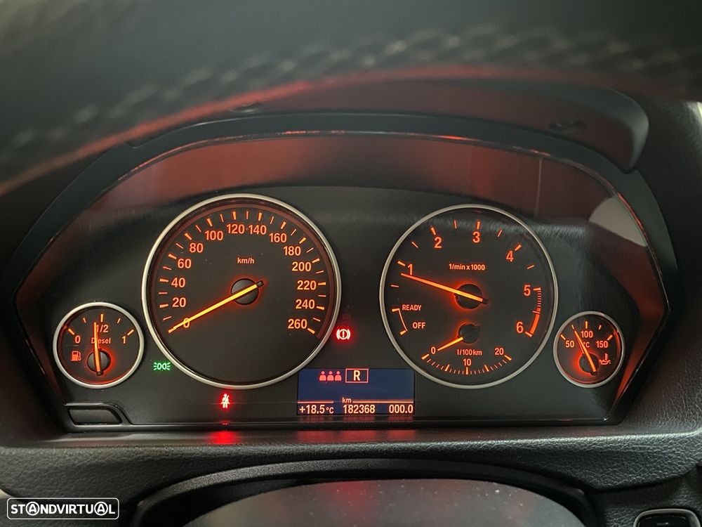 BMW 318 d Auto Exclusive - 20