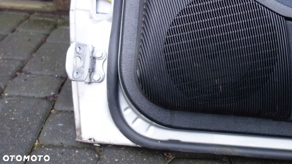 DRZWI PRAWE PRZEDNIE MERCEDES W202 BARDZO ŁADNE - 8