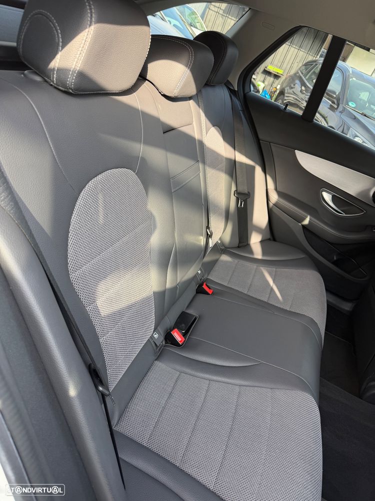 Mercedes-Benz C 300 de T 9G-TRONIC AMG Line - 11