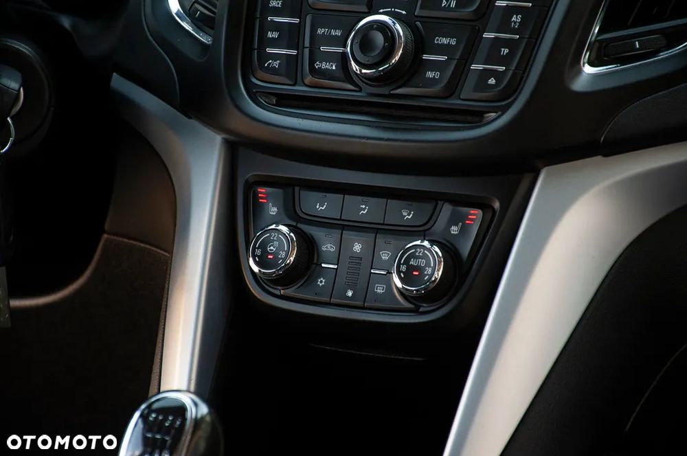 Opel Zafira 2.0 D (CDTI ecoFLEX) Start/Stop Active - 33