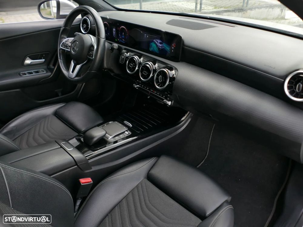 Mercedes-Benz A 250 Limousine e Style Plus - 25