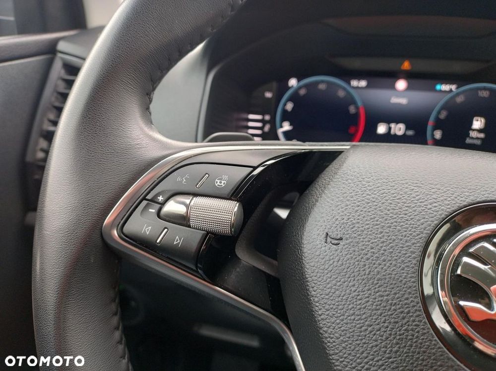 Skoda Karoq 1.5 TSI ACT Selection DSG - 28