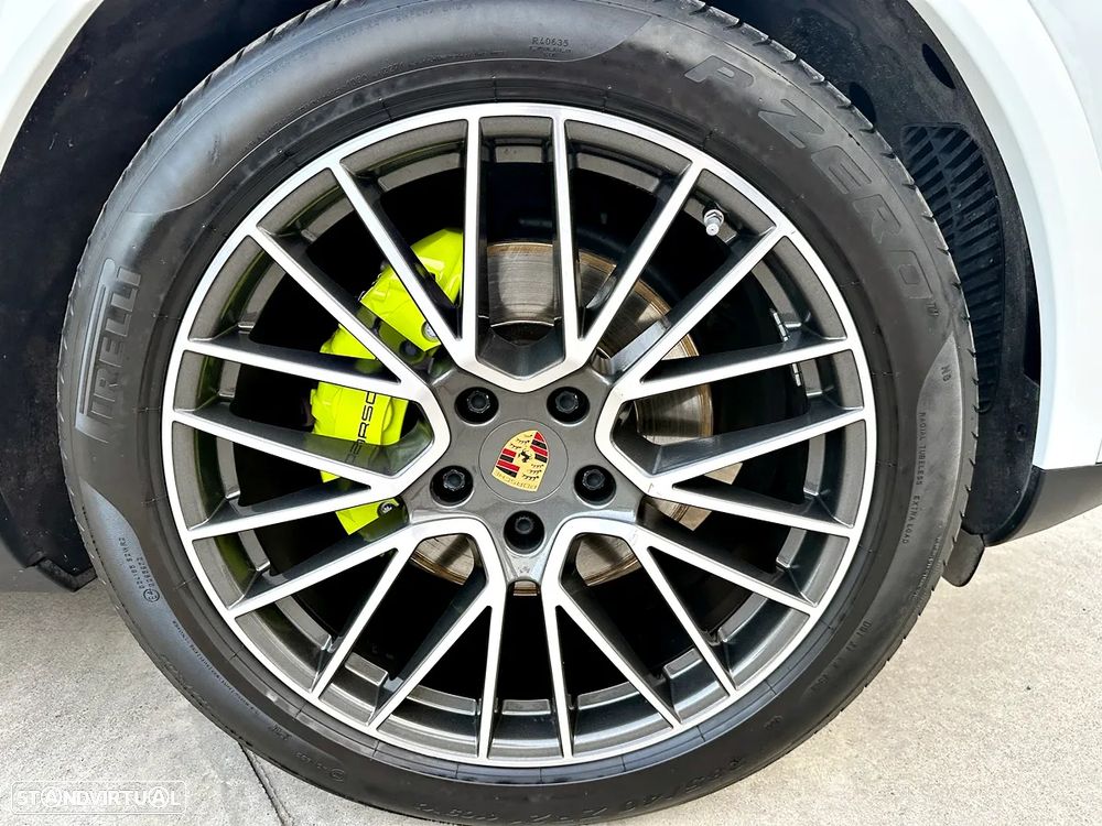 Porsche Cayenne E-Hybrid - 44