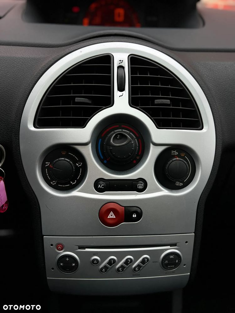 Renault Modus - 22