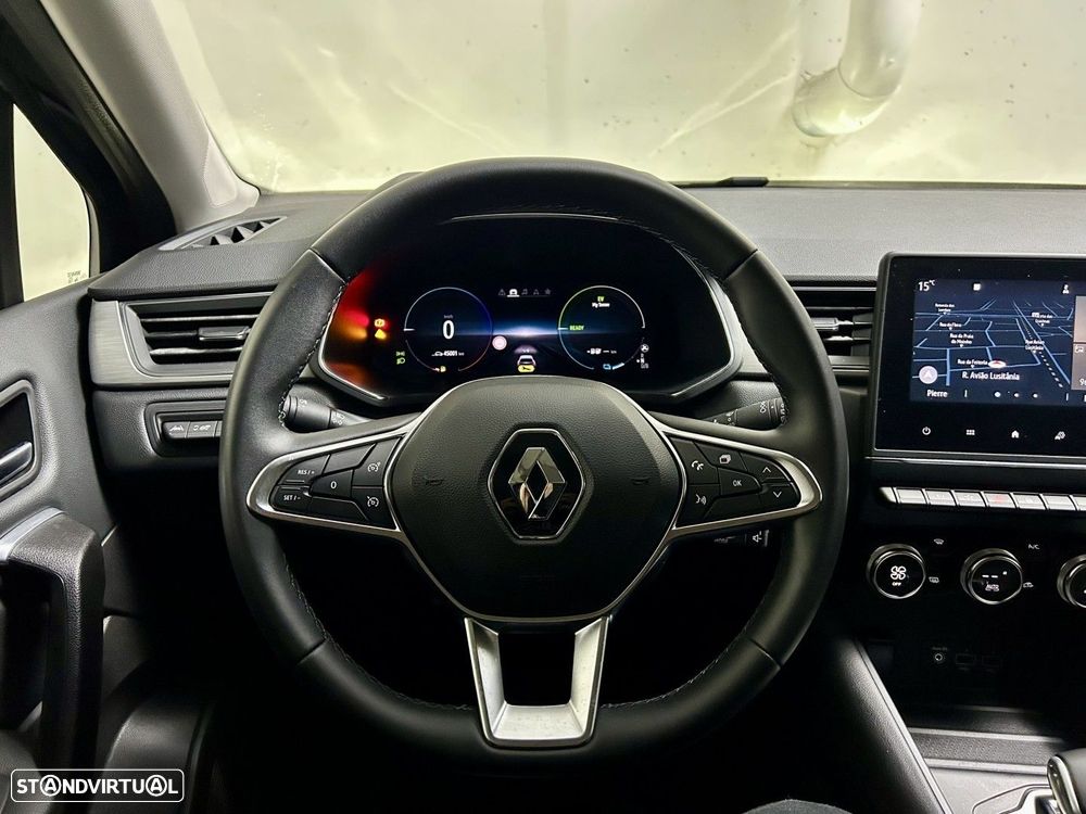 Renault Captur E-TECH 160 INTENS - 11