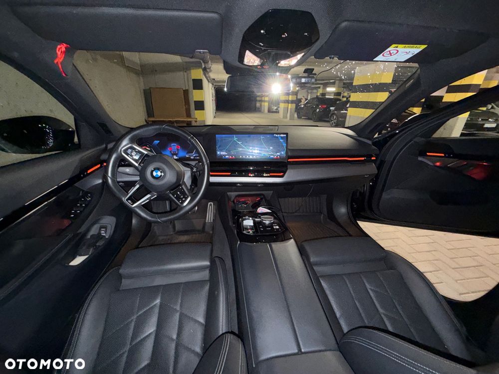 BMW Seria 5 520d xDrive mHEV M Sport - 9