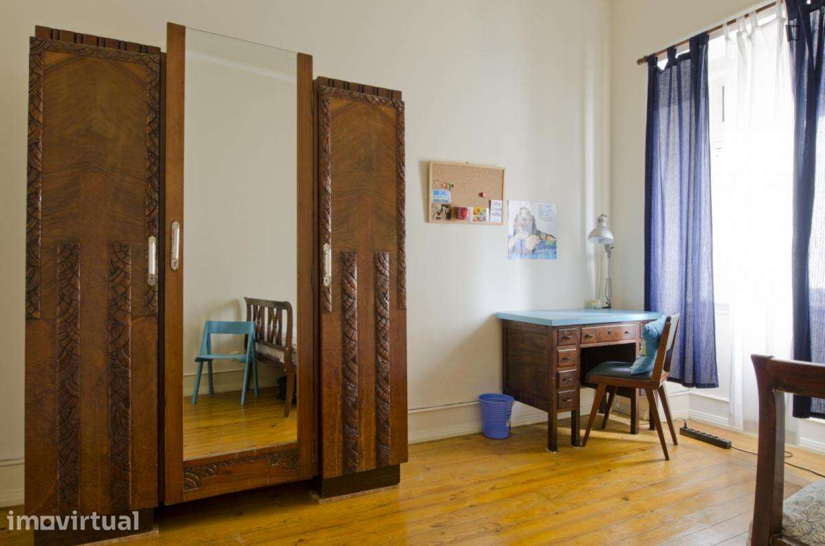 Quarto - localizado em São Bento Lisbon - Grande imagem: 3/30