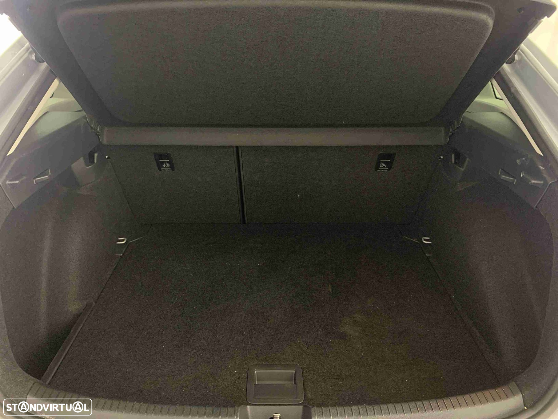VW Taigo 1.0 TSI Urban - 14