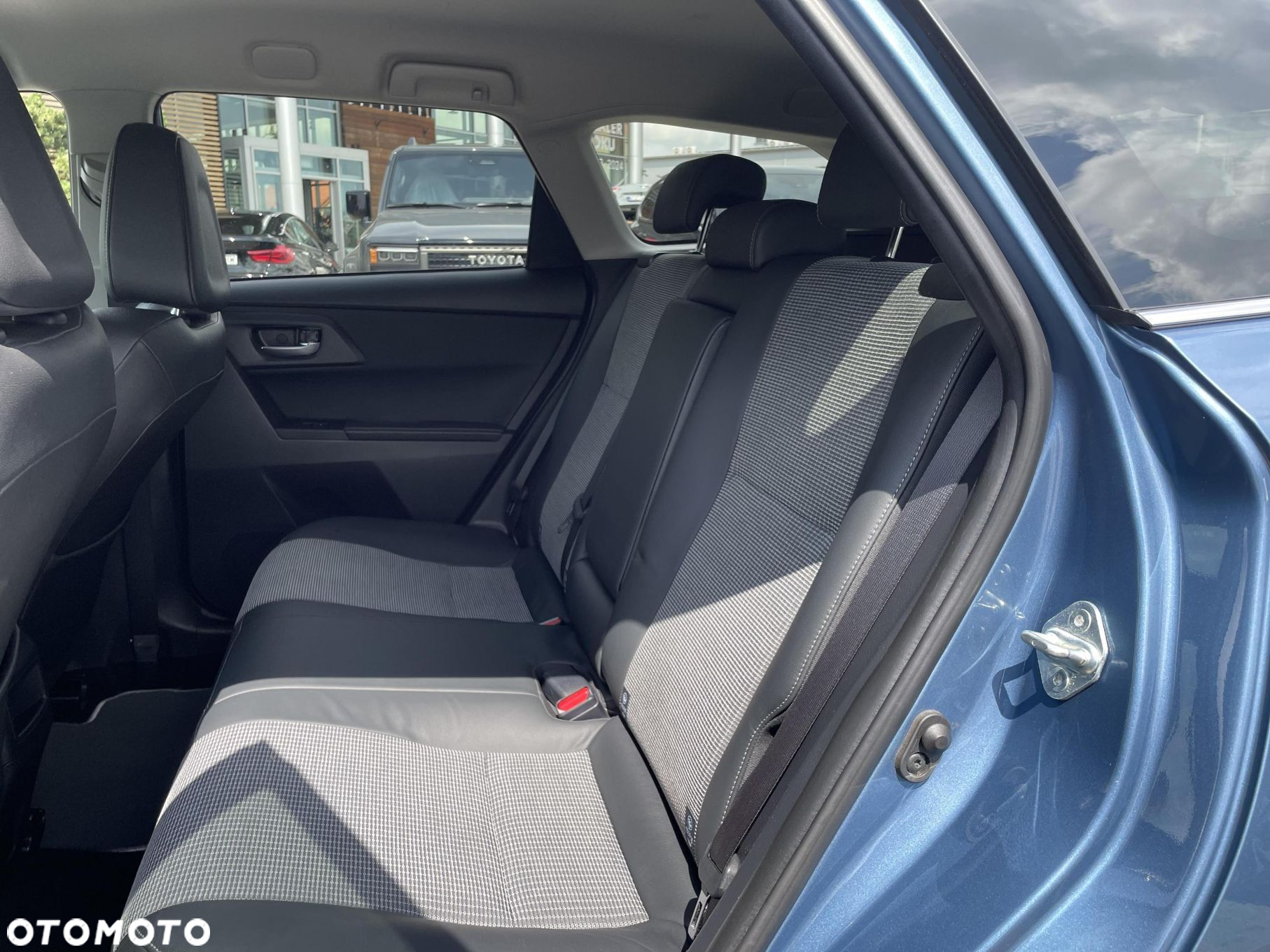 Toyota Auris - 14
