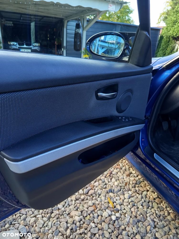 BMW Seria 3 - 17