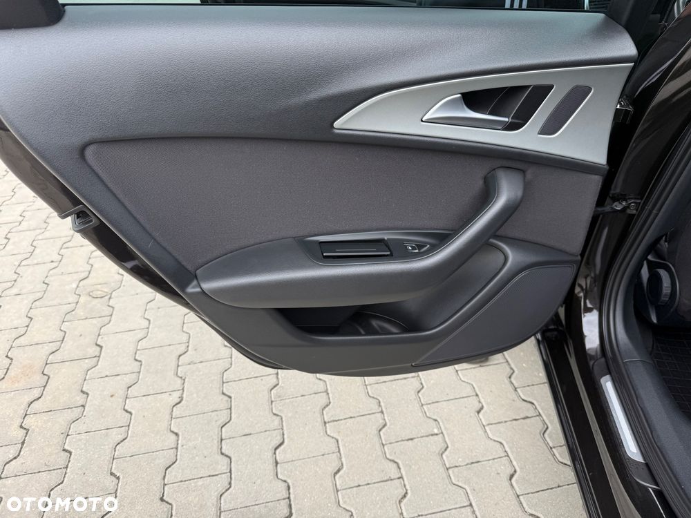 Audi A6 Avant 2.0 TDI Ultra DPF S tronic - 19