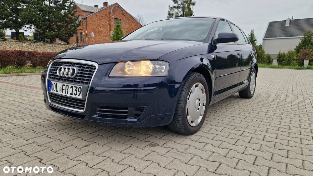 Audi A3 Sportback 1.6 Attraction - 29