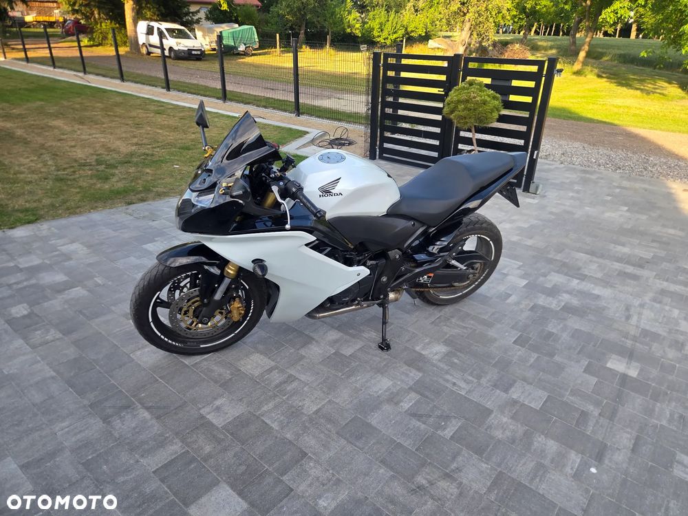 Honda CBR - 3
