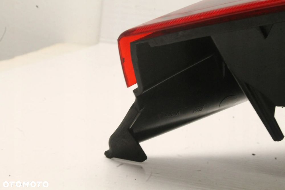 LAMPA PRAWA TYLNA PRAWY TYŁ OPEL CORSA D 3D ODYMIONA OPC 2006R- - 8