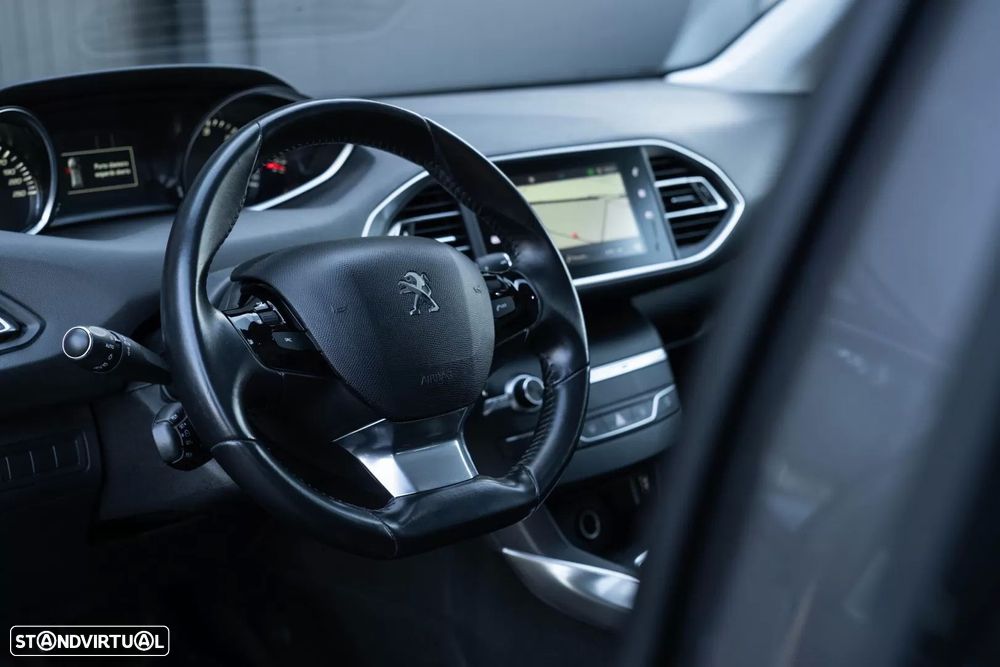 Peugeot 308 SW 1.5 BlueHDi Allure Pack - 3