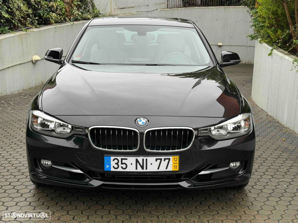 BMW 328 i Auto Line Sport - 3